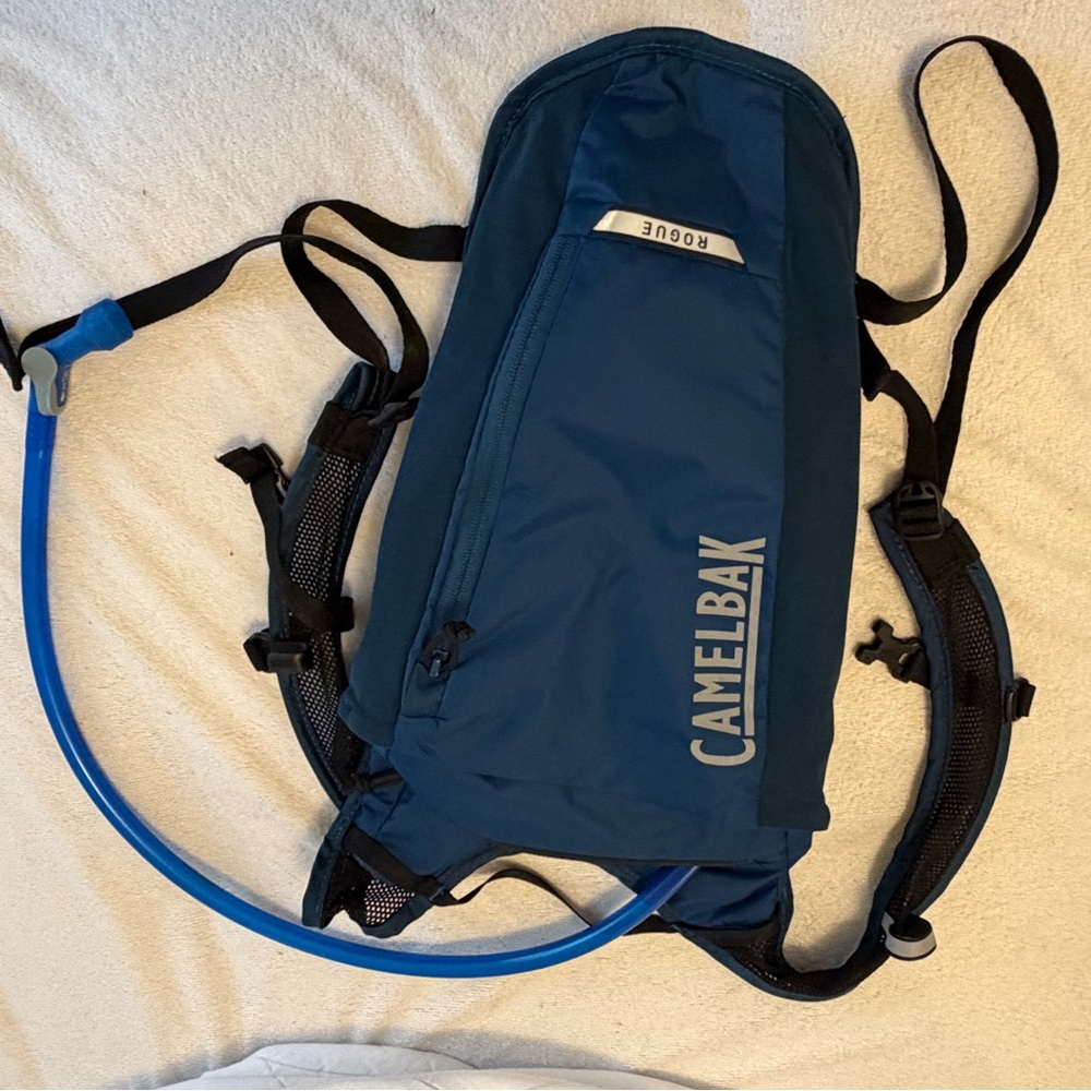 CamelBak Rogue Hydration Pack - Navy Blue